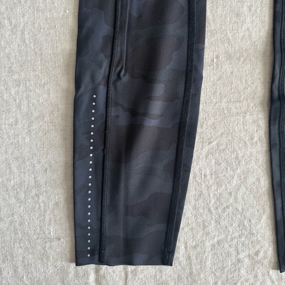 Lululemon Fast and Free Tight II 25" *Nulux - Picture 7 of 11